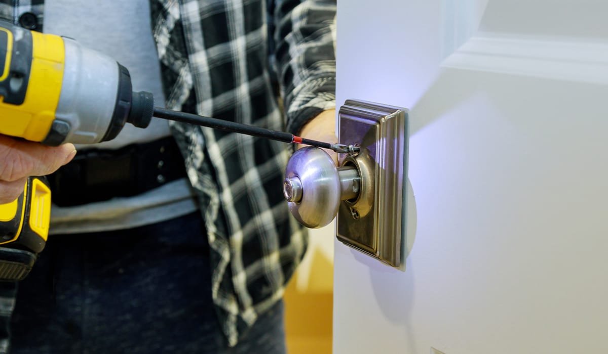 commercial-locksmith-services-pg Commercial Locksmith Services